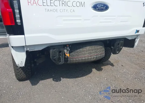 2023 Ford F-150 Lightning Pro from USA, damaged, VIN 1FTVW1ELXPWG33562